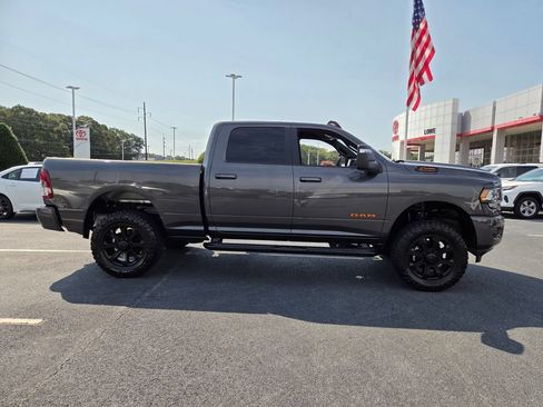 Used 2024 RAM 2500 Big Horn w/ Night Edition AWD/4WD image 13