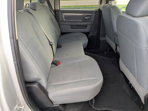 Used 2017 RAM 1500 Classic SLT image 18