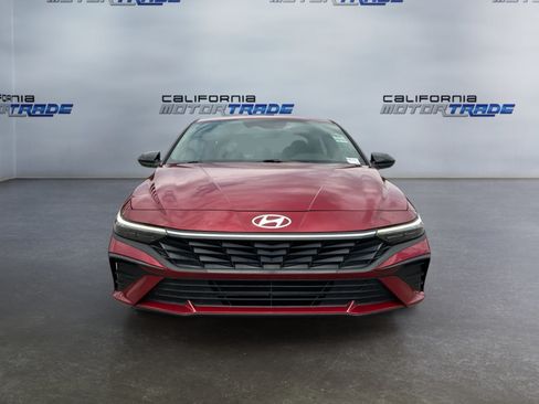 Used 2025 Hyundai Elantra Sport w/ Cargo Package FWD image 2