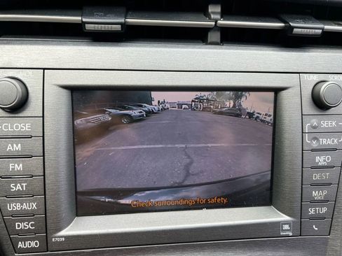 Used 2014 Toyota Prius Four w/ Solar Roof Package image 15