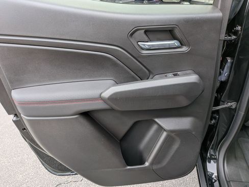 Used 2024 Chevrolet Colorado Z71 w/ Z71 Convenience Package 2 image 27