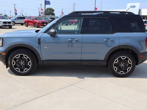 Used 2025 Ford Bronco Sport Outer Banks w/ Outer Banks Tech Package+ AWD/4WD image 8