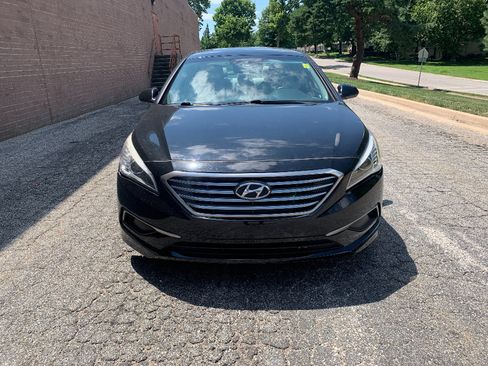 Used 2016 Hyundai Sonata SE FWD image 8