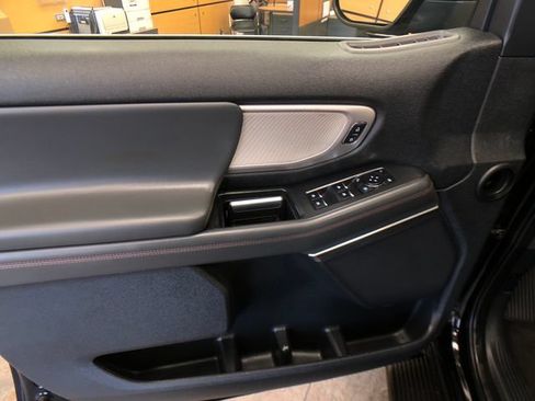 Used 2025 Ford Expedition Active AWD/4WD image 13