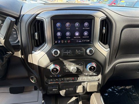 Used 2020 GMC Sierra 1500 Denali w/ Denali Ultimate Package AWD/4WD image 14