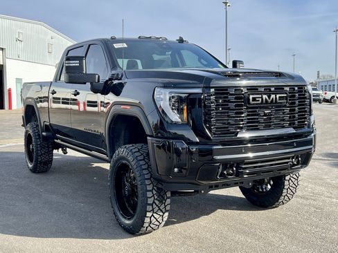 New 2026 GMC Sierra 2500 Denali w/ Denali Reserve Package image 1