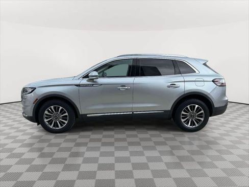 Used 2022 Lincoln Nautilus Reserve w/ Cargo Utility Package AWD/4WD image 4