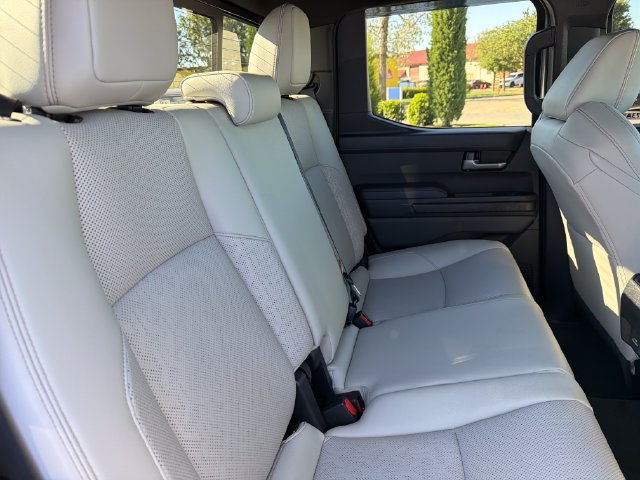 Used 2024 Toyota Tacoma Limited w/ Limited Package (LT) AWD/4WD image 28