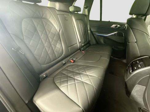 New 2026 BMW X5 xDrive50e w/ Executive Package image 28