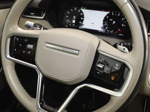 Used 2021 Land Rover Range Rover Velar R-Dynamic S image 40