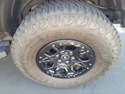 Used 2022 Ford Bronco Wildtrak image 25