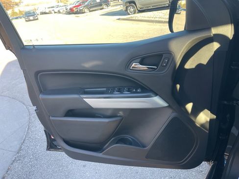 Used 2018 Chevrolet Colorado ZR2 image 28