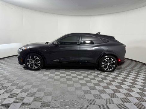 Certified 2022 Ford Mustang Mach-E Premium image 4