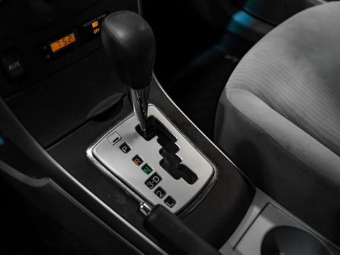 Used 2010 Toyota Corolla LE FWD image 30