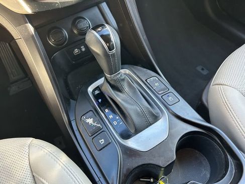 Used 2018 Hyundai Santa Fe Sport w/ 2.4L Tech Package 04 FWD image 15