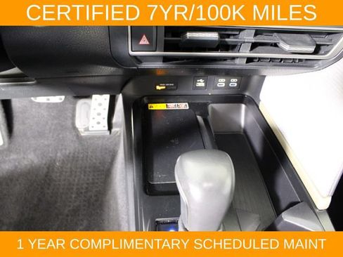 Used 2025 Toyota Camry SE w/ Convenience Package FWD image 26