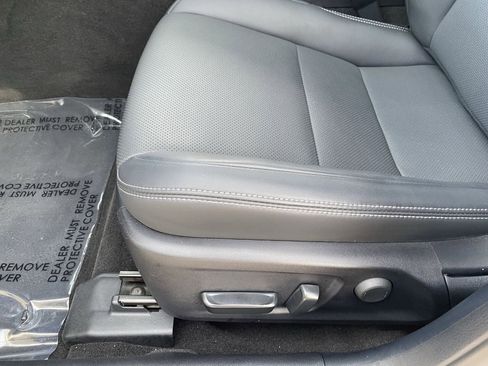 Used 2024 Lexus IS 300 300 w/ Premium Package image 22