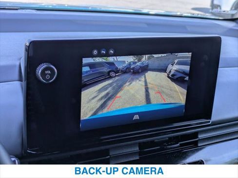 Certified 2024 Honda Prologue Touring image 18