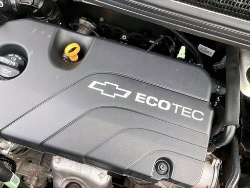 Used 2020 Chevrolet Spark LT image 27