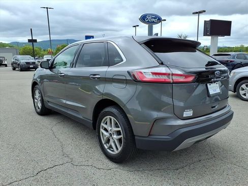 Used 2024 Ford Edge SEL AWD/4WD image 3