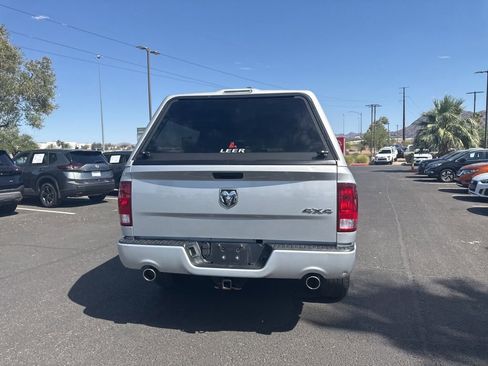 Used 2019 RAM 1500 Express w/ Express Value Package AWD/4WD image 10