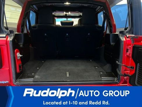 Used 2019 Jeep Wrangler Unlimited Sahara AWD/4WD image 32