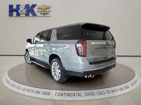 Used 2024 Chevrolet Suburban Premier w/ Max Trailering Package AWD/4WD image 4