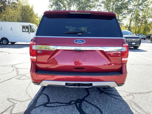 Used 2020 Ford Expedition XLT w/ Equipment Group 202A image 6