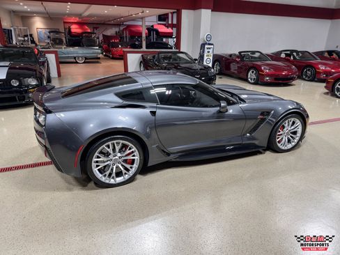 Used 2017 Chevrolet Corvette Z06 Coupe w/ 3LZ RWD image 52