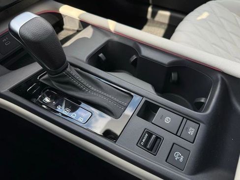 New 2026 Nissan Sentra SL w/ Floor Mat Package FWD image 26