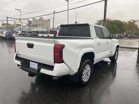 New 2025 Toyota Tacoma SR5 image 3