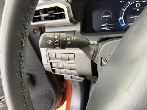 Certified 2025 Toyota Tacoma PreRunner image 13