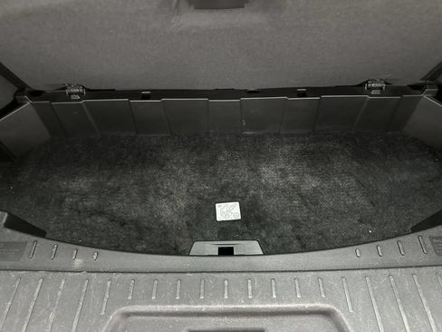 Used 2010 Buick Enclave CXL AWD/4WD image 26