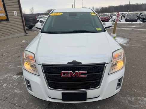 Used 2015 GMC Terrain SLE image 2