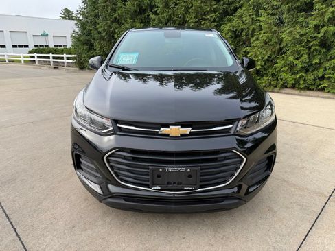 Used 2020 Chevrolet Trax LS w/ Tint and Cruise Package FWD image 6