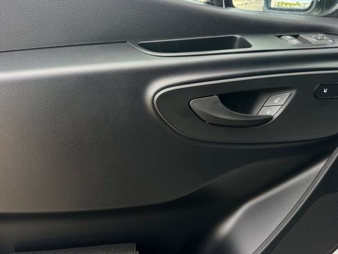 New 2025 Mercedes-Benz Sprinter 2500 image 18