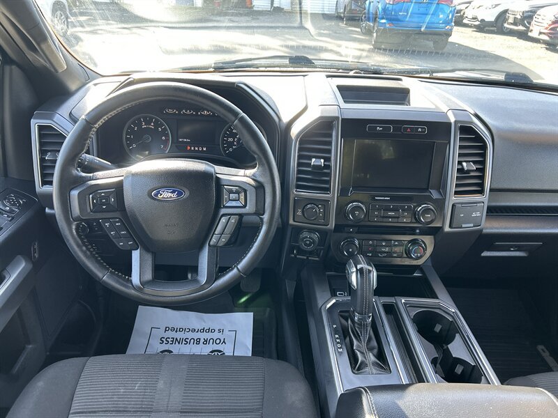 Used 2017 Ford F150 XLT w/ Equipment Group 302A Luxury AWD/4WD image 11