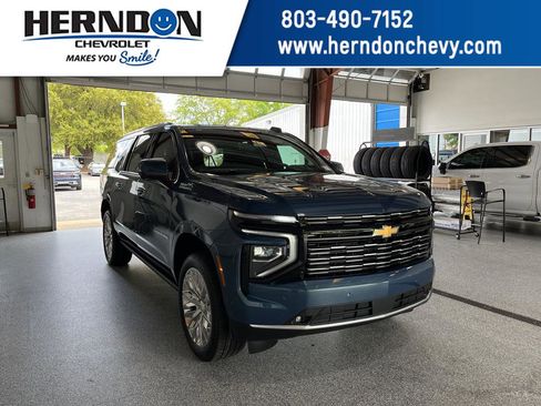 New 2026 Chevrolet Suburban High Country AWD/4WD image 1