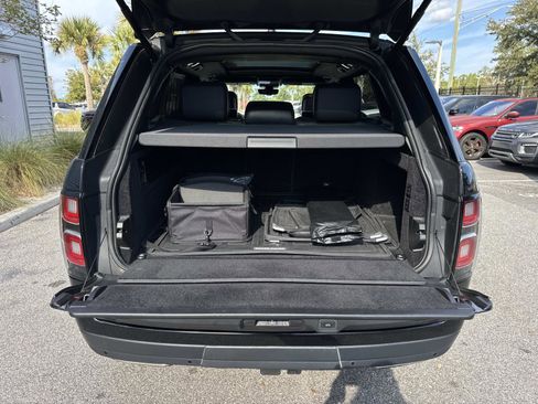 Used 2021 Land Rover Range Rover Long Wheelbase Autobiography image 11