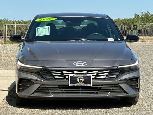 Used 2025 Hyundai Elantra Sport w/ Cargo Package FWD image 9