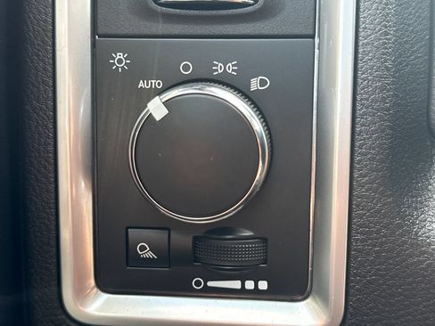 Used 2016 RAM 2500 SLT AWD/4WD image 31
