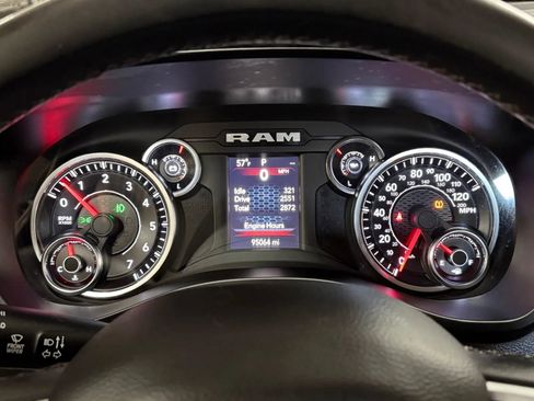 Used 2019 RAM 1500 Big Horn AWD/4WD image 13