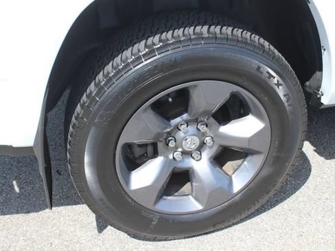 Used 2021 RAM 1500 Big Horn w/ Built-to-serve Edition AWD/4WD image 37