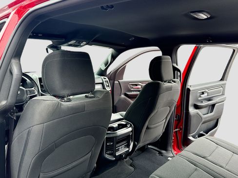 Used 2021 RAM 1500 Big Horn image 6