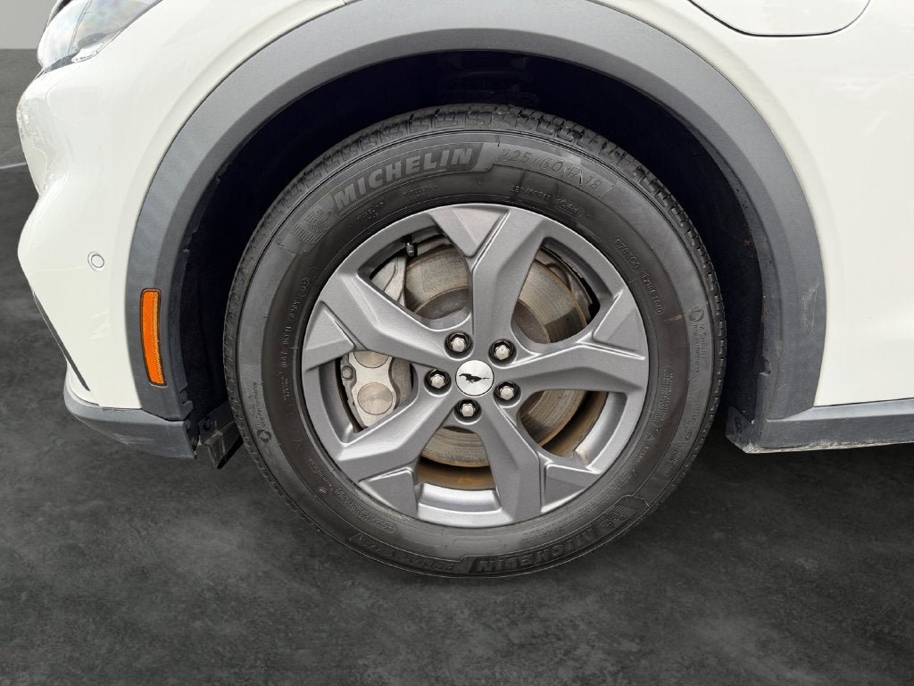 Used 2023 Ford Mustang Mach-E Select AWD/4WD image 4