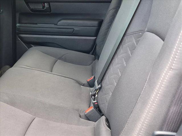 Used 2025 Toyota Tacoma SR5 AWD/4WD image 15