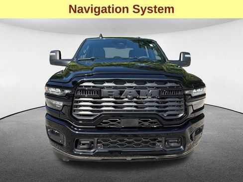 Used 2025 RAM 2500 Big Horn AWD/4WD image 4