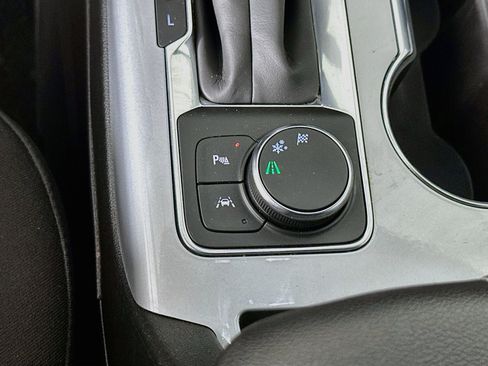 Used 2026 Chevrolet Blazer LT FWD image 26