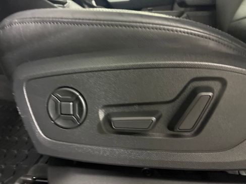 Used 2021 Audi Q3 2.0T Premium w/ Convenience Package image 18