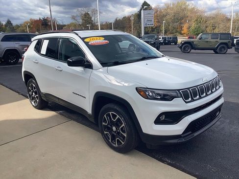 Certified 2022 Jeep Compass Latitude w/ Convenience Group image 4